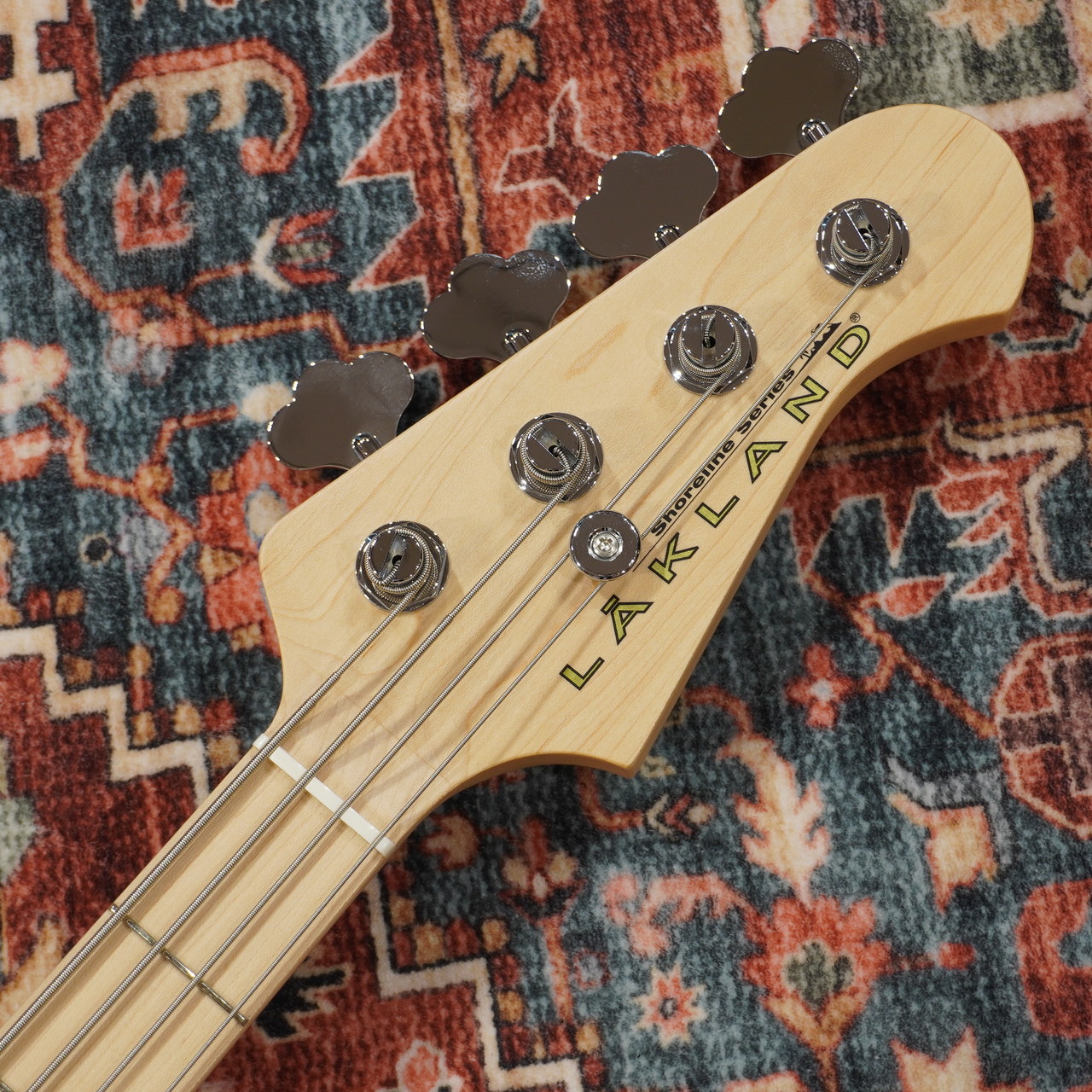 Lakland SL44-94 Deluxe Maple Black Translucent -Shoreline Series