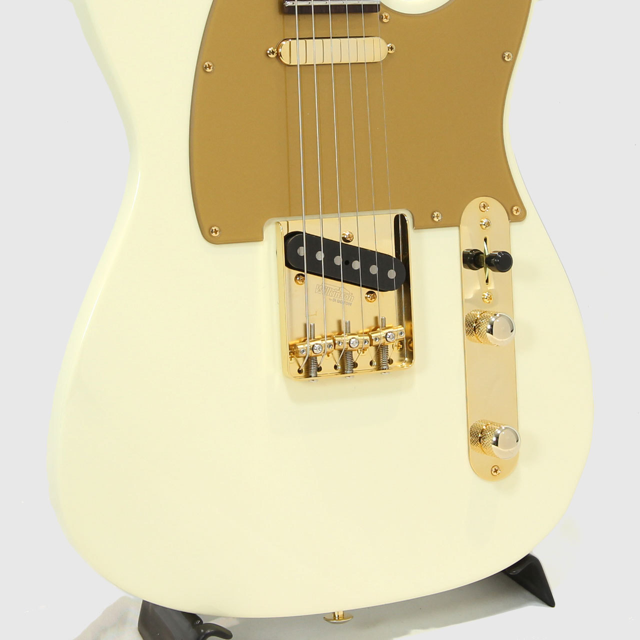 Suhr Mateus Asato Signature Classic T “MA White” M.A.T.