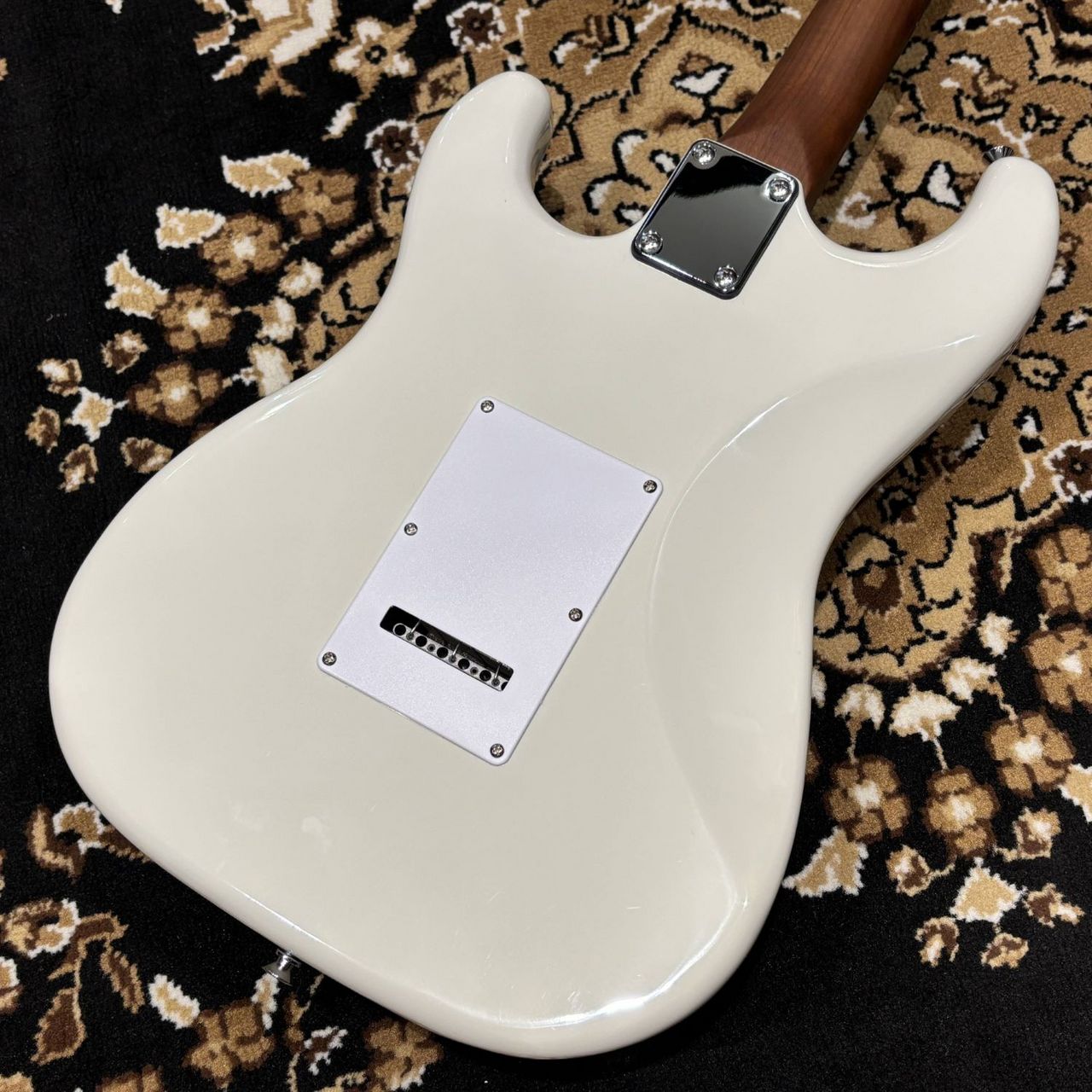 BUSKER'S BST-Standard GWT ストラトキャスタータイプ（新品特価/送料