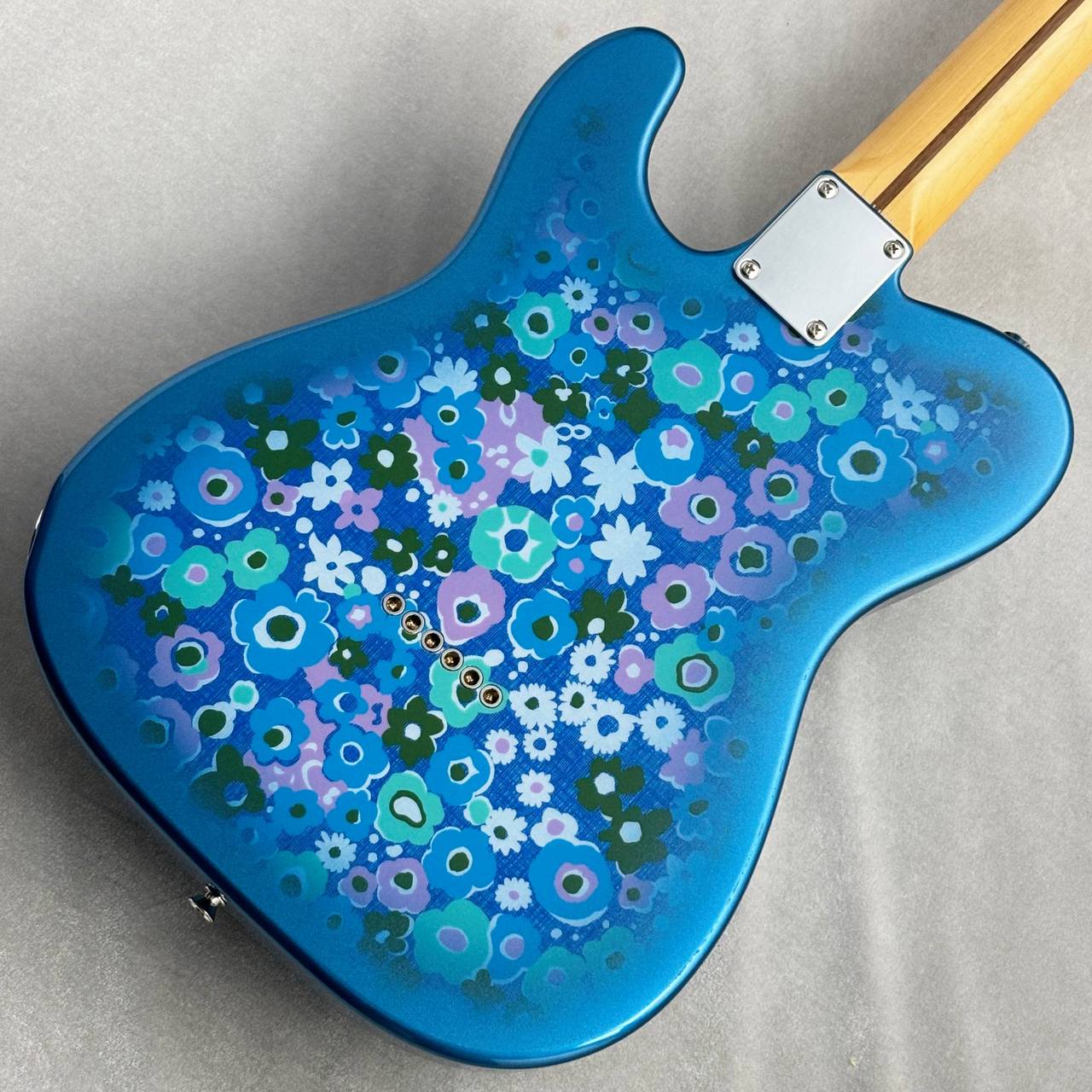 Tokai 東海楽器★日本製Blue Flower★特注オーダー品★世界に1本 Tokai 東海楽器☆日本製Blue Flower☆特注オーダー品☆世界に1