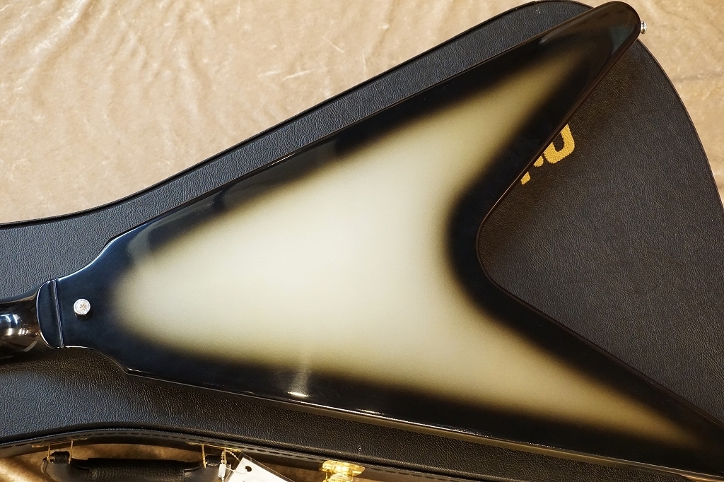 Gibson Custom Shop Japan Limited Run 70s Flying V Dot Inlay Antique  Silver Burst VOS s/n 100396【3.25kg】（新品特価）【楽器検索デジマート】