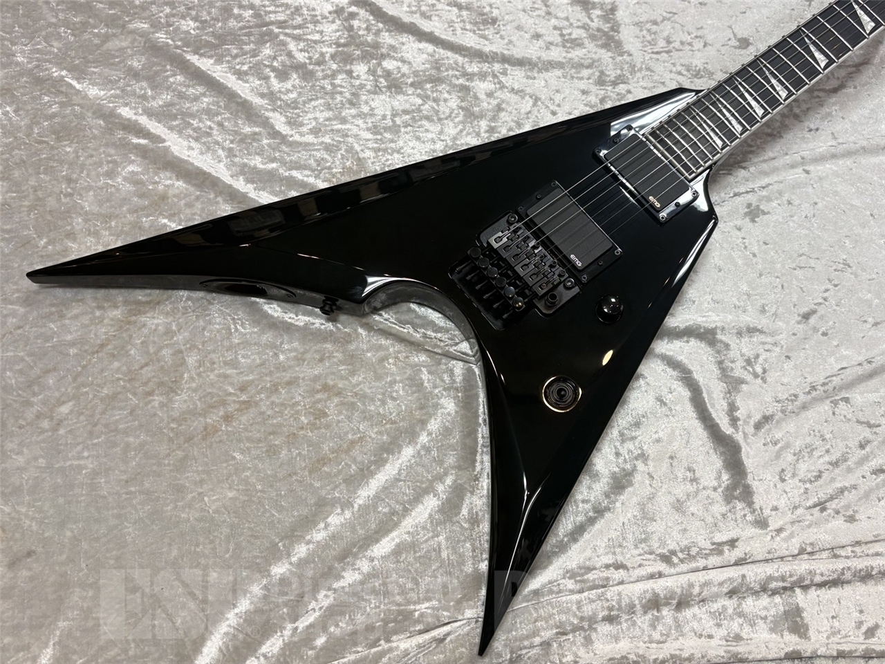 E-II ARROW FR Black ESPステンシルハードケース付きです。 E-II ARROW FR【BLACK】（新品/送料無料）【楽器検索デジマート】