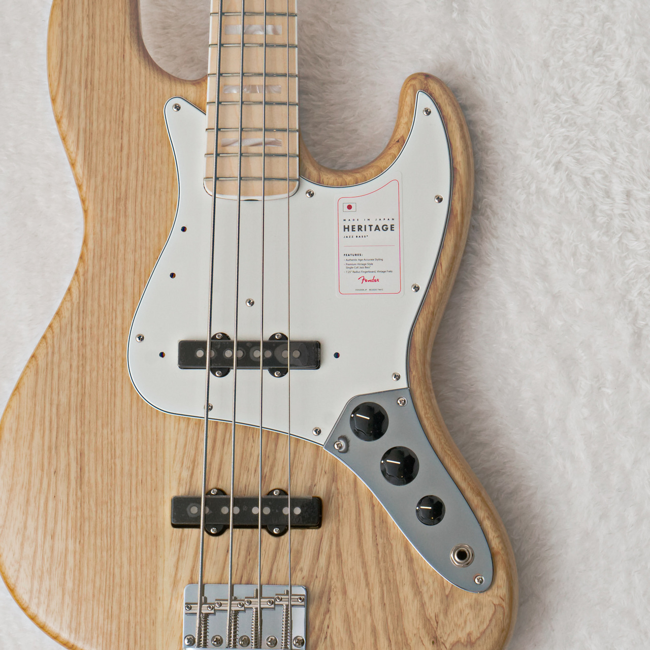 Fender Made in Japan Heritage 70s Jazz Bass Natural【軽量個体