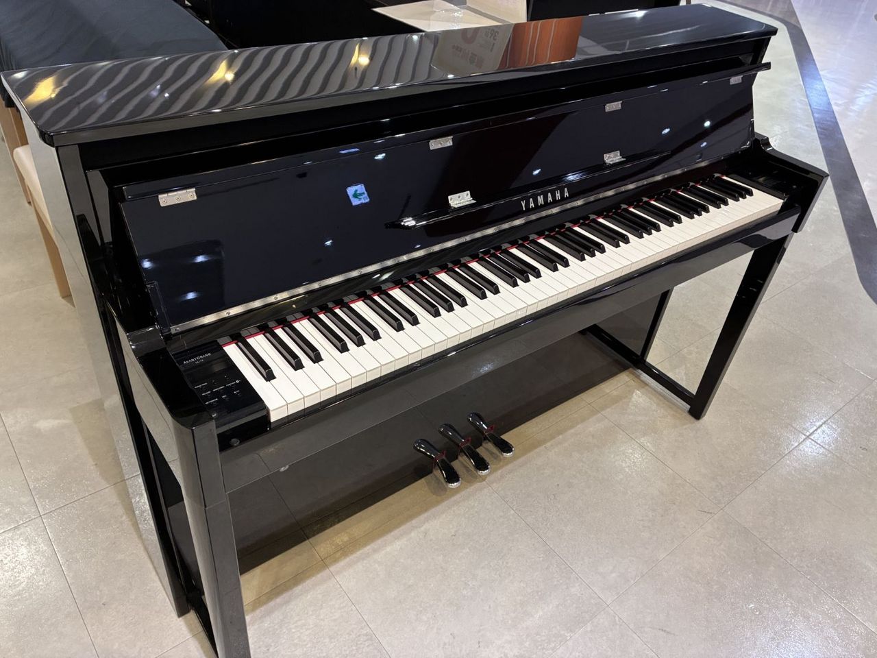 YAMAHA NU1X ※椅子付属（新品特価/送料無料）【楽器検索デジマート】