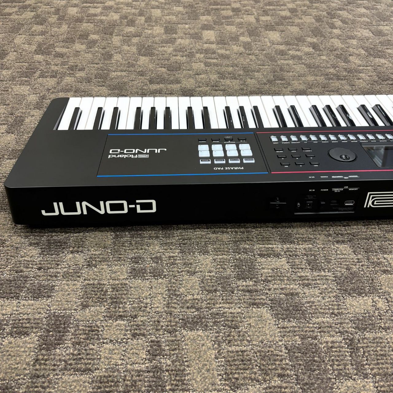 Roland JUNO-D7【現物画像】（中古/送料無料）【楽器検索デジマート】