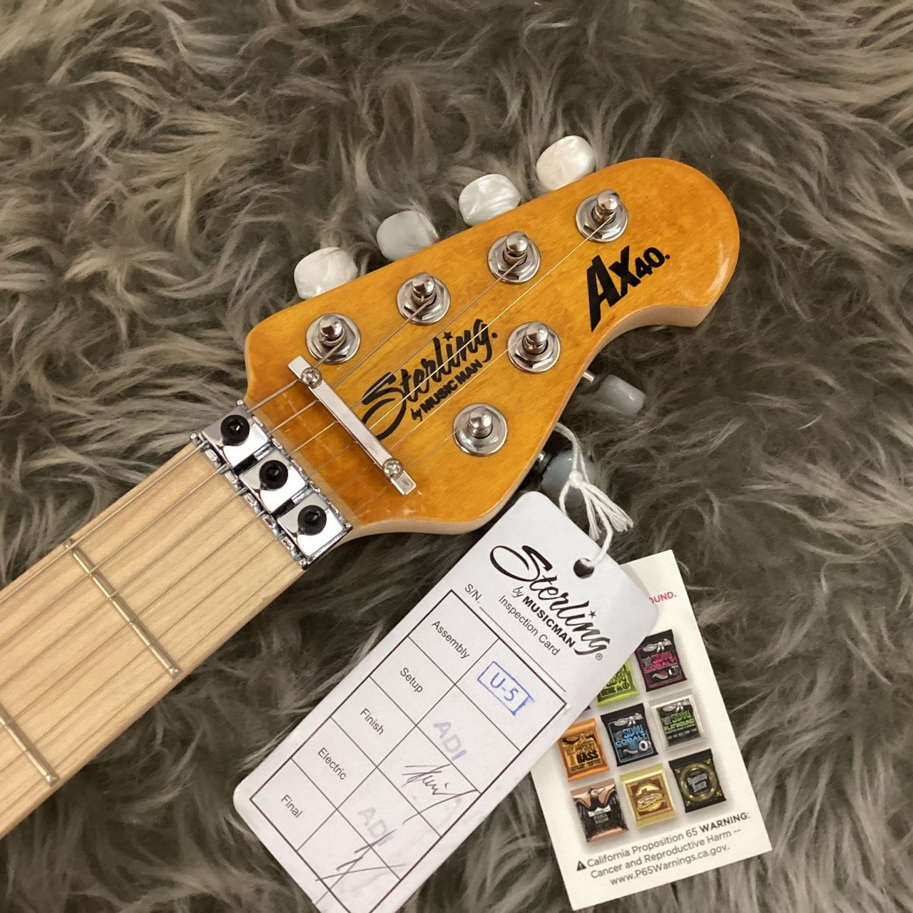 Sterling by MusicMan AX40-TGO/M【中古品】 Sterling by MUSICMAN AXIS AX40-TGO-M (Trans Gold) ｜イケベ