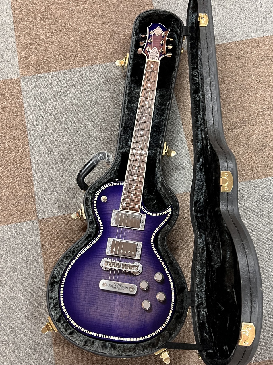ギター ZEMAITIS A24SU SAPPHIRE A24SU SAPPHIRE – Zemaitis Guitar Company