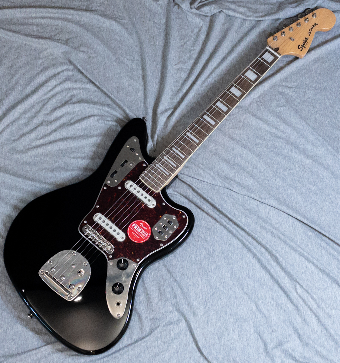 ギター squier classic vibe '70s jaguar BK