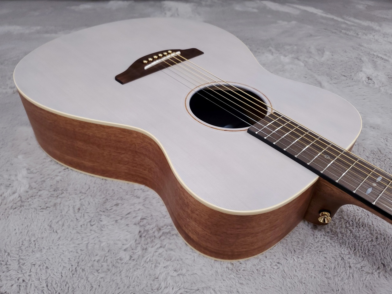 Yamaha STORIA I (カポ、チューナー付き) ヤマハ | STORIA - アコースティックギター - 概要