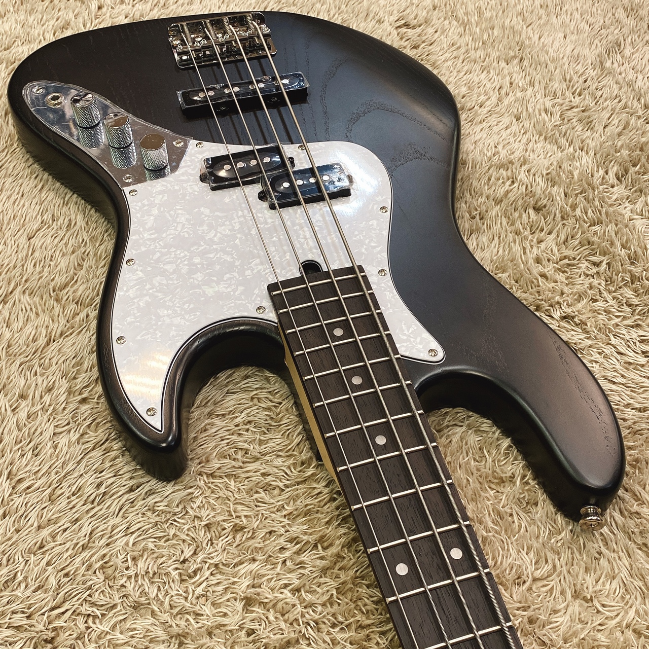 Bacchus YJM-550R-PJ WH エレキベース GoodFellow YJM-550R-PJ PJ