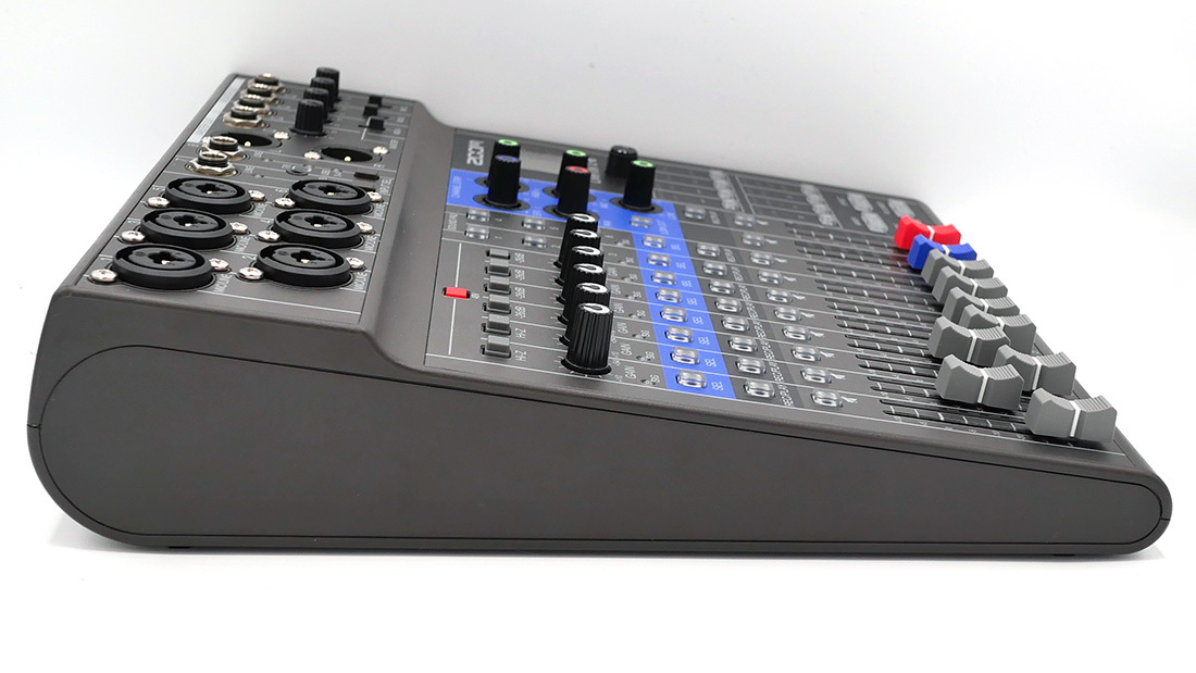 ZOOM LiveTrak L-8（中古）【楽器検索デジマート】