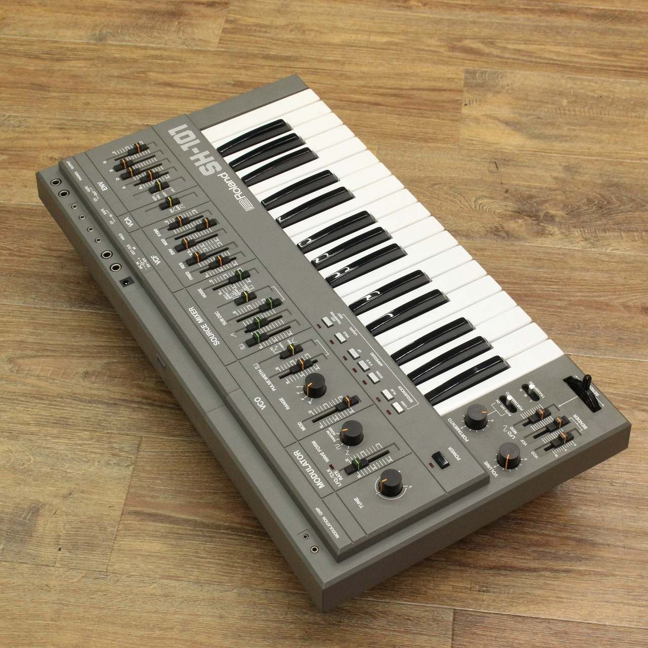 m*x様 Roland SH-101 アナログシンセサイザー 37鍵 Roland SH-101 【VINTAGE】 【キーボードマート新宿】【新宿店