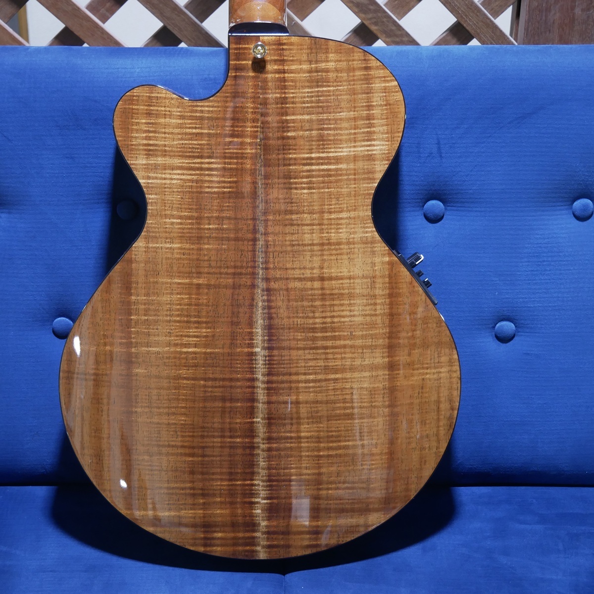 Crews Maniac Sound EG-1500C Premium Limited / Blackwood 【Silver