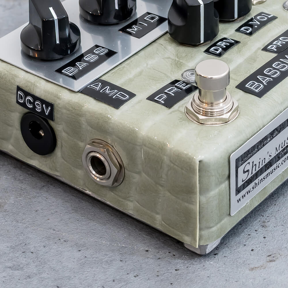 Shin's Music Bass Master Preamp Pro Olive U.M.A. w/ Drive EQ