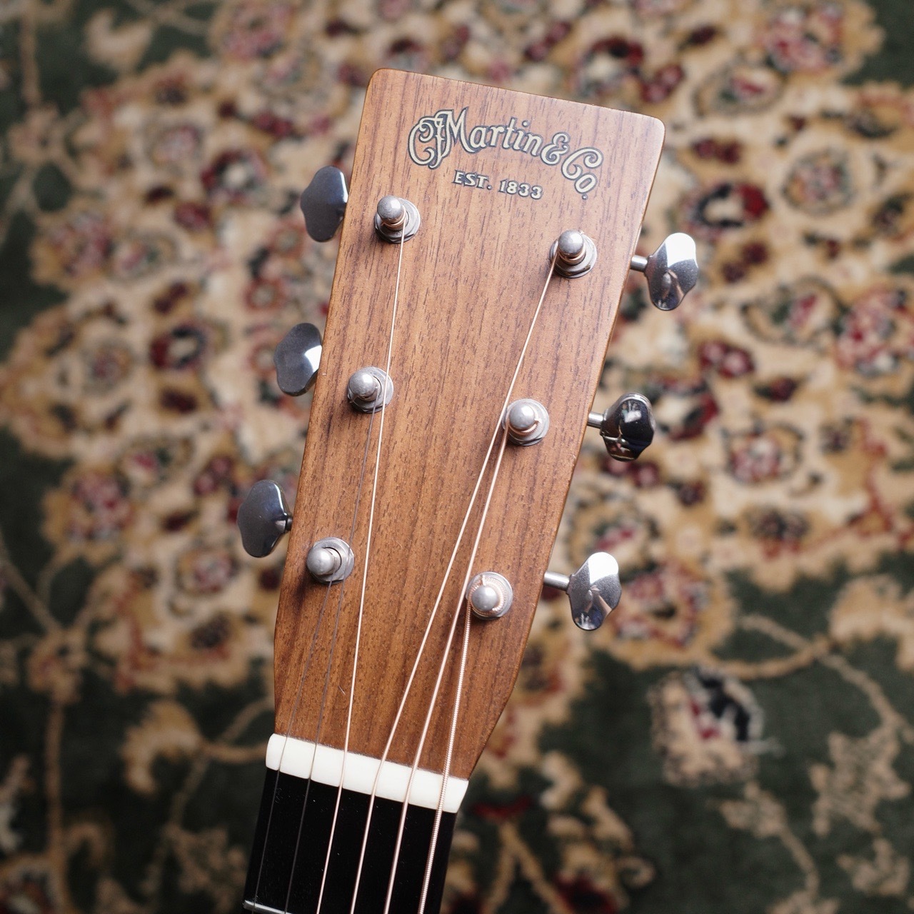 マーチンOM28V.アコースティックギターハンでお願いします Amazon | Martin アコースティックギター OM-28 standard Lefty