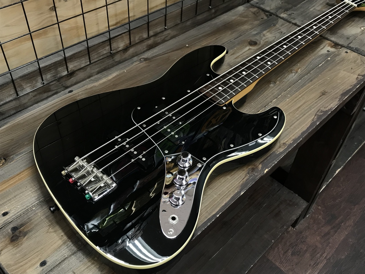 Fender Japan Aerodyne Jazz Bass AJB-58（中古/送料無料