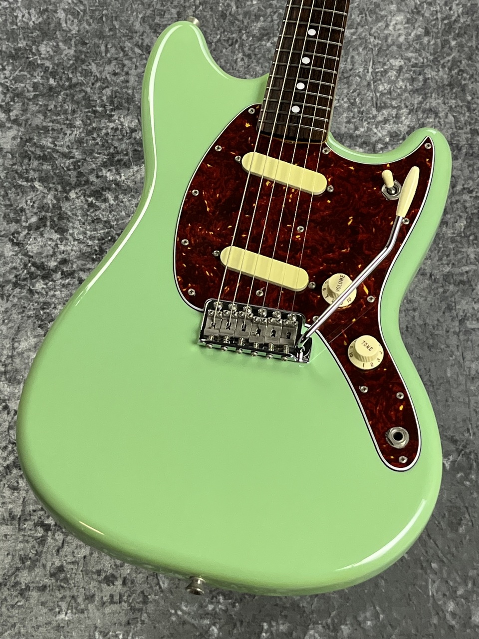 レア　ヴィンテージJBタグ付き不思議のメダイ Fender 【決算セール】Made in Japan Zicca Limited Edition CHAR