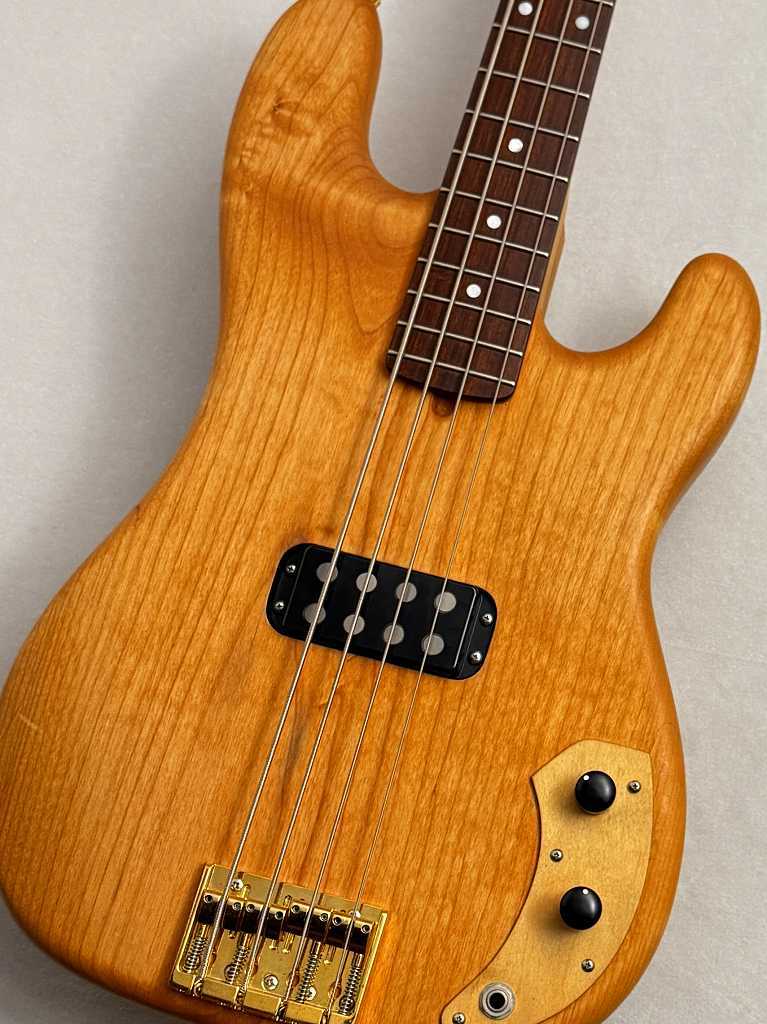ArtTech Custom Bass 4st【USED】（中古）【楽器検索デジマート】