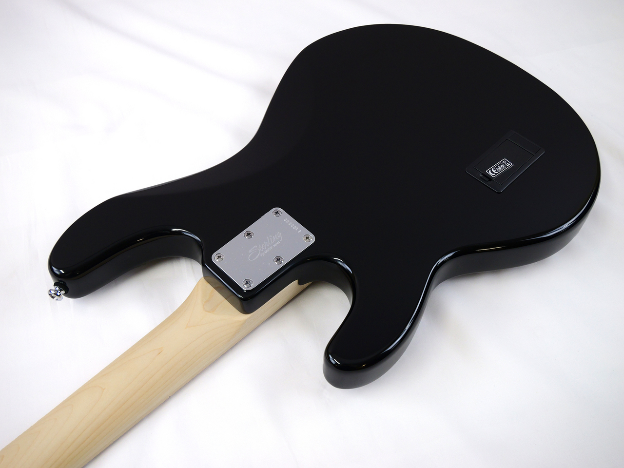 Sterling by MUSIC MAN S.U.B. Series RAY4 (Black)（新品/送料無料