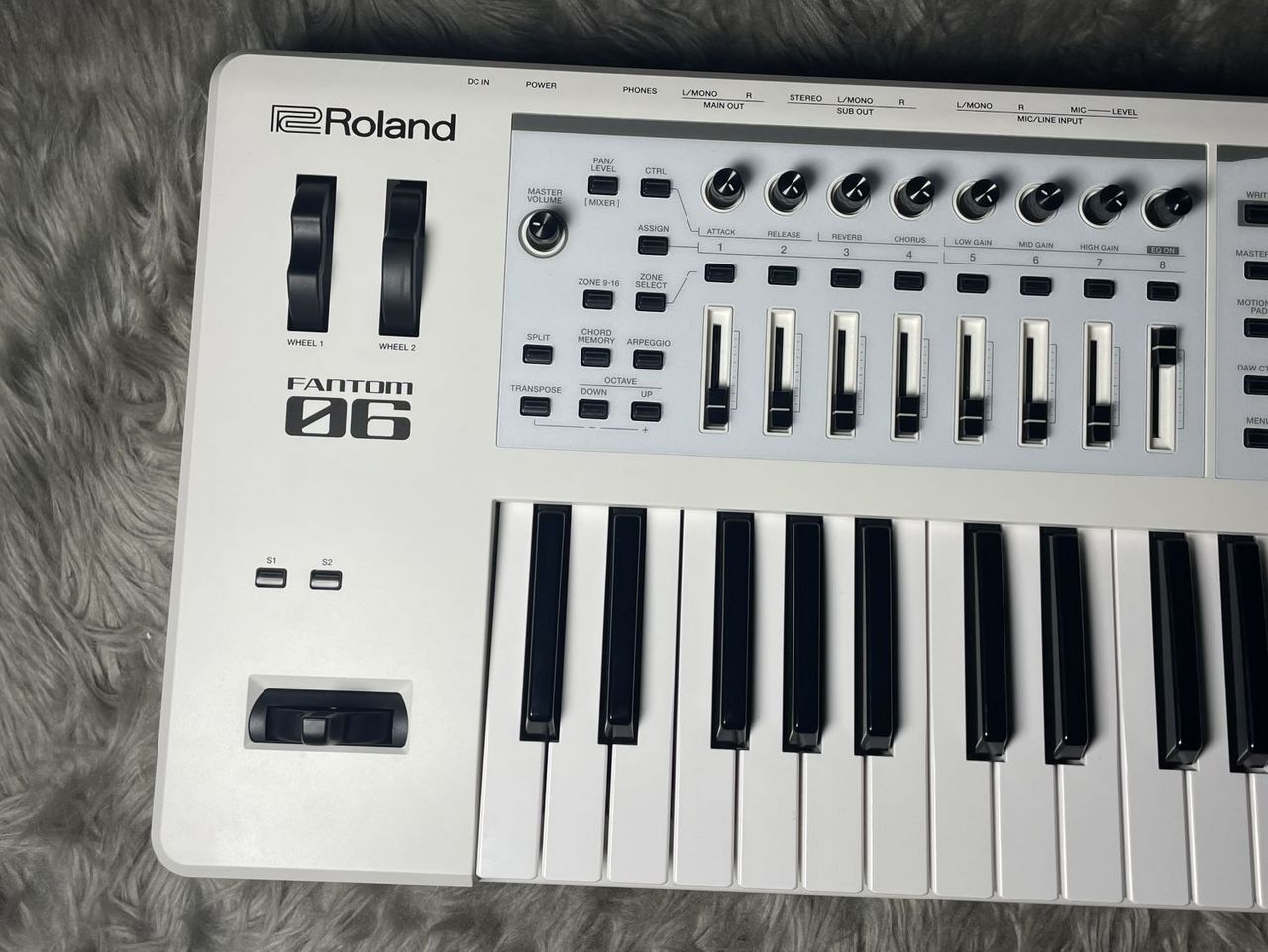 Roland FANTOM-06-SC【背負える専用ケース,追加音源付属】島村楽器限定