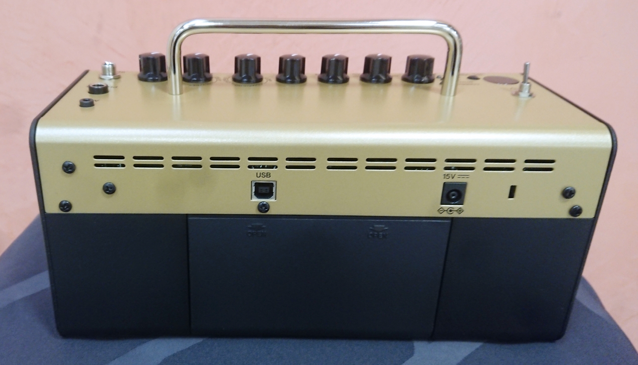 YAMAHA THR5A【卓上アコースティックギターアンプ】【箱ボロ特価 YAMAHA THR5A【卓上アコースティックギターアンプ】【箱ボロ特価