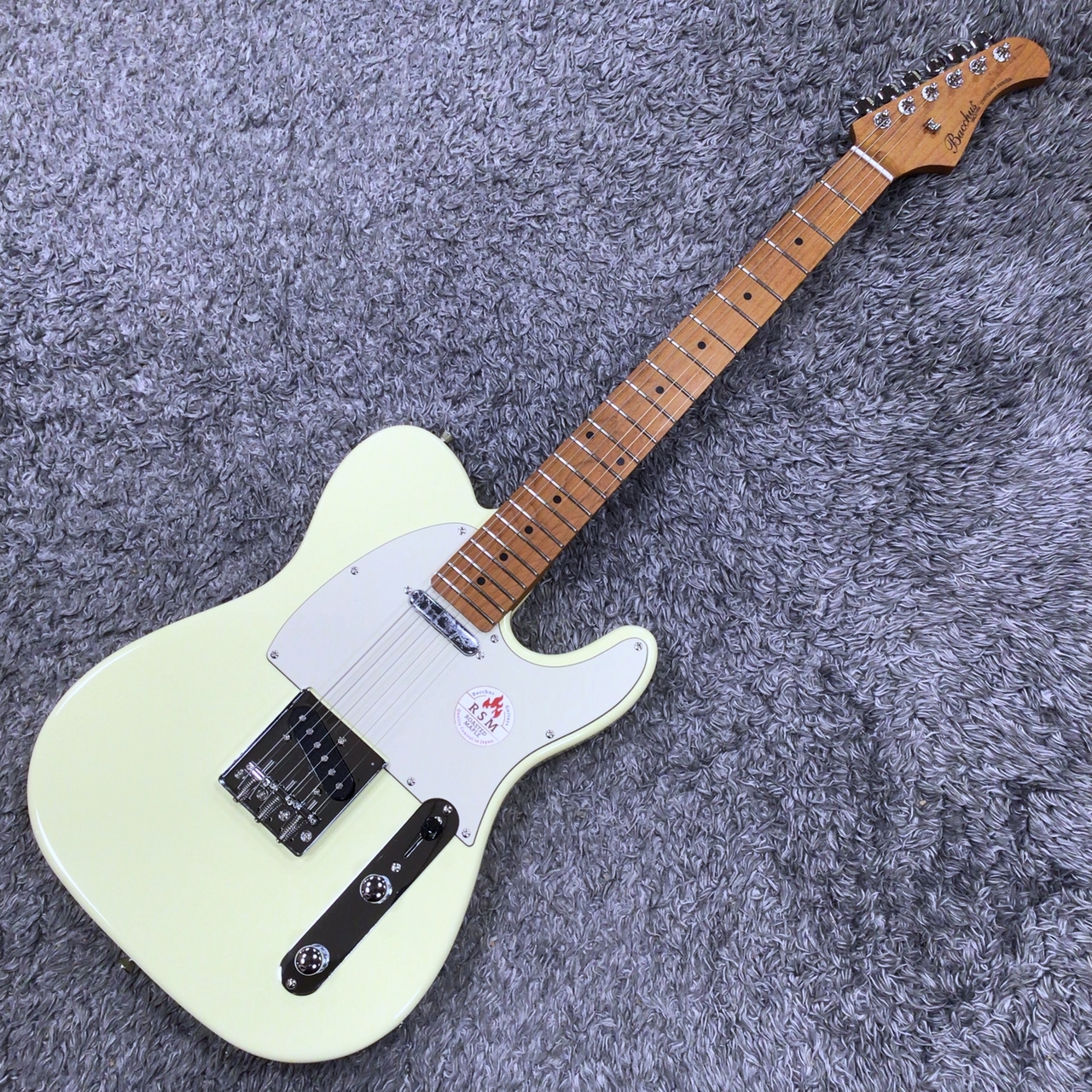 Bacchus フレットレスベース ホワイト 動作良好！ Bacchus バッカス WOODLINE4-HL24/Fuyuzakura-MF'18 / Sakura