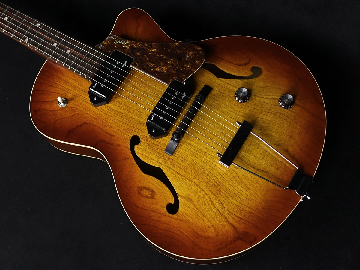 Godin 5th Avenue CW Kingpin II Cognac Burst（新品）【楽器