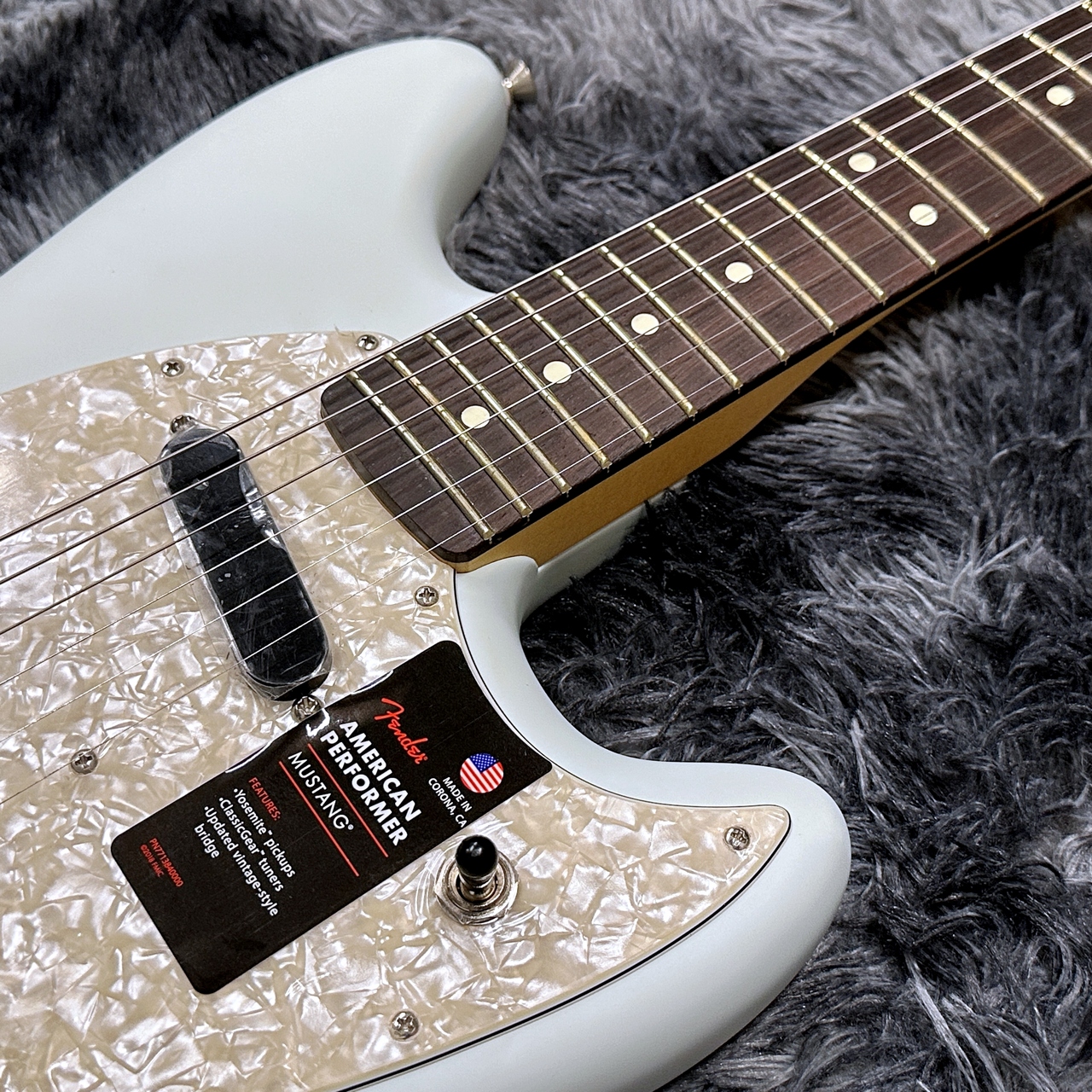 Fender American Performer Mustang Sonic Blue / Rosewood【生産完了