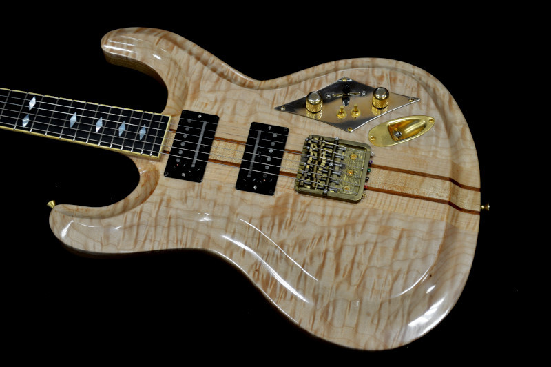 Hitchhiker Nokie Edwards Proto type（中古）【楽器検索