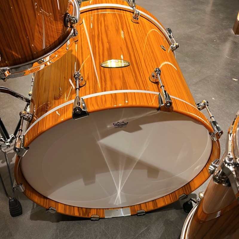 Pearl Masterworks 4pc Drum Kit [BD22，FT16，TT12，TT10][Zebrawood