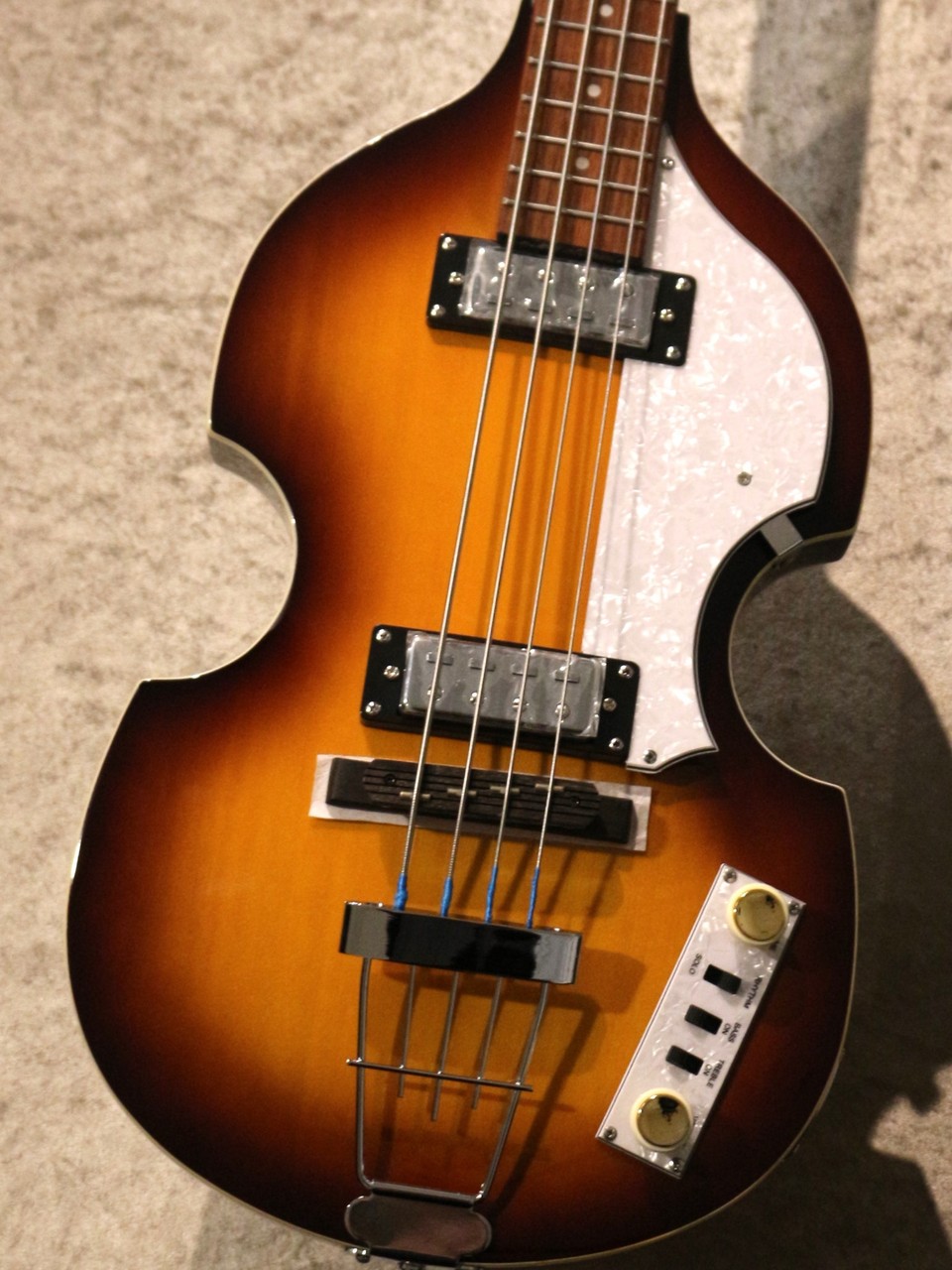 Hofner Violin Bass Ignition Premium Edition -Sunburst