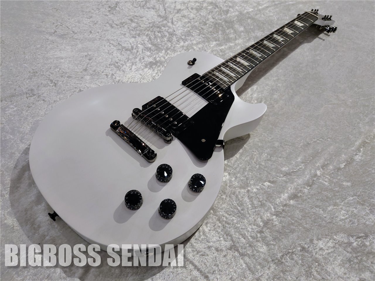 Gibson Les Paul Modern Studio / Worn White【即納可能】（新品/送料無料）【楽器検索デジマート】