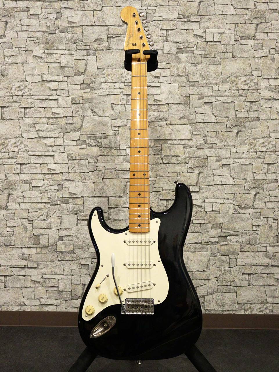 Fender Japan ST57-65L Black 1995-1996（中古）【楽器検索