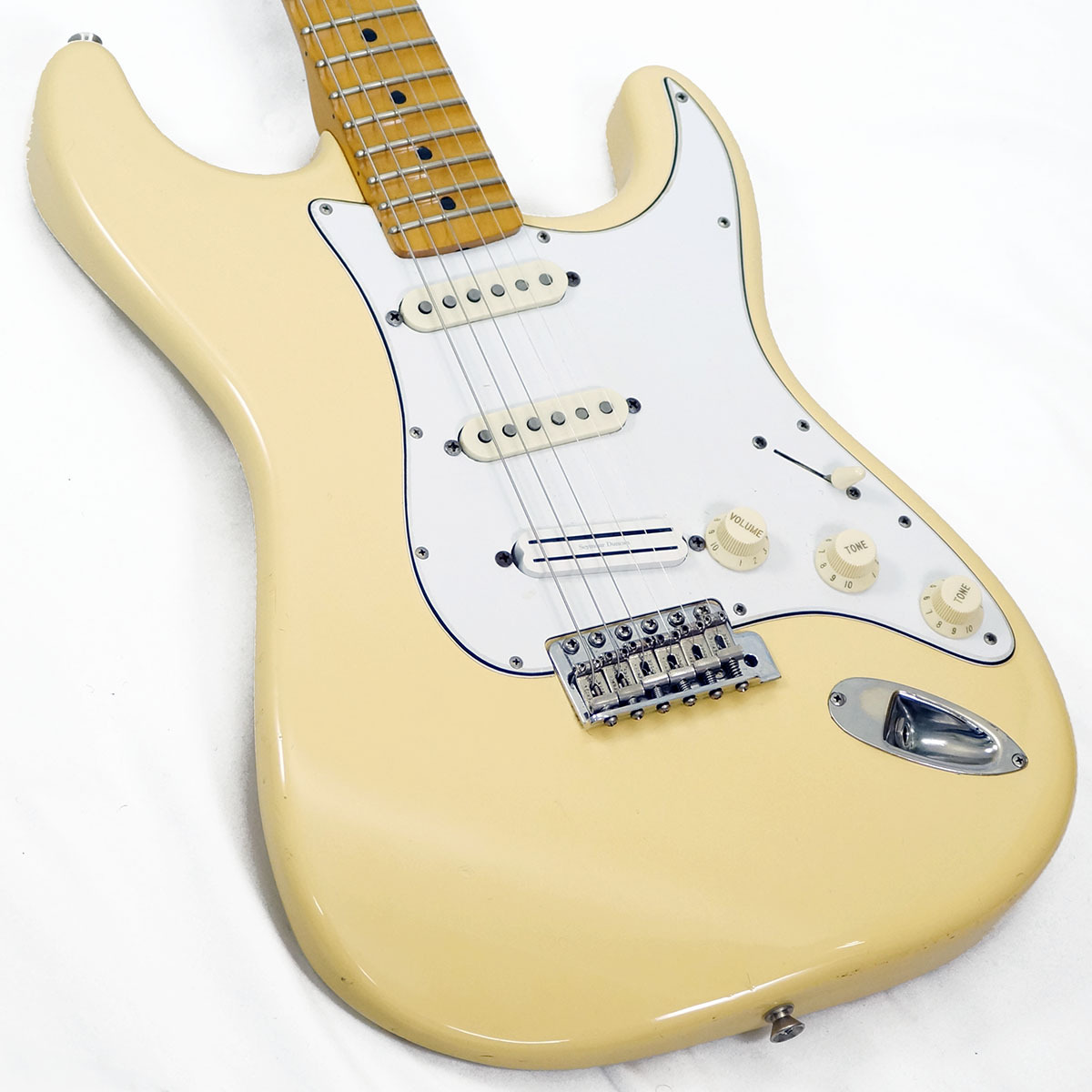 Fender Japan ST68-185YM 