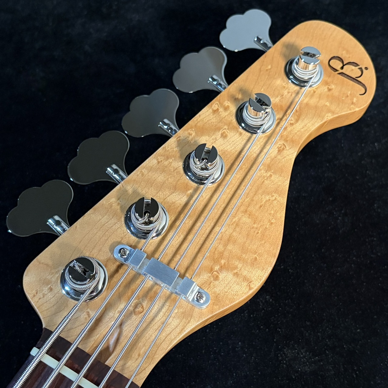 Black Smoker STD BETA-J5 XL Vintage White【バーズアイメイプル