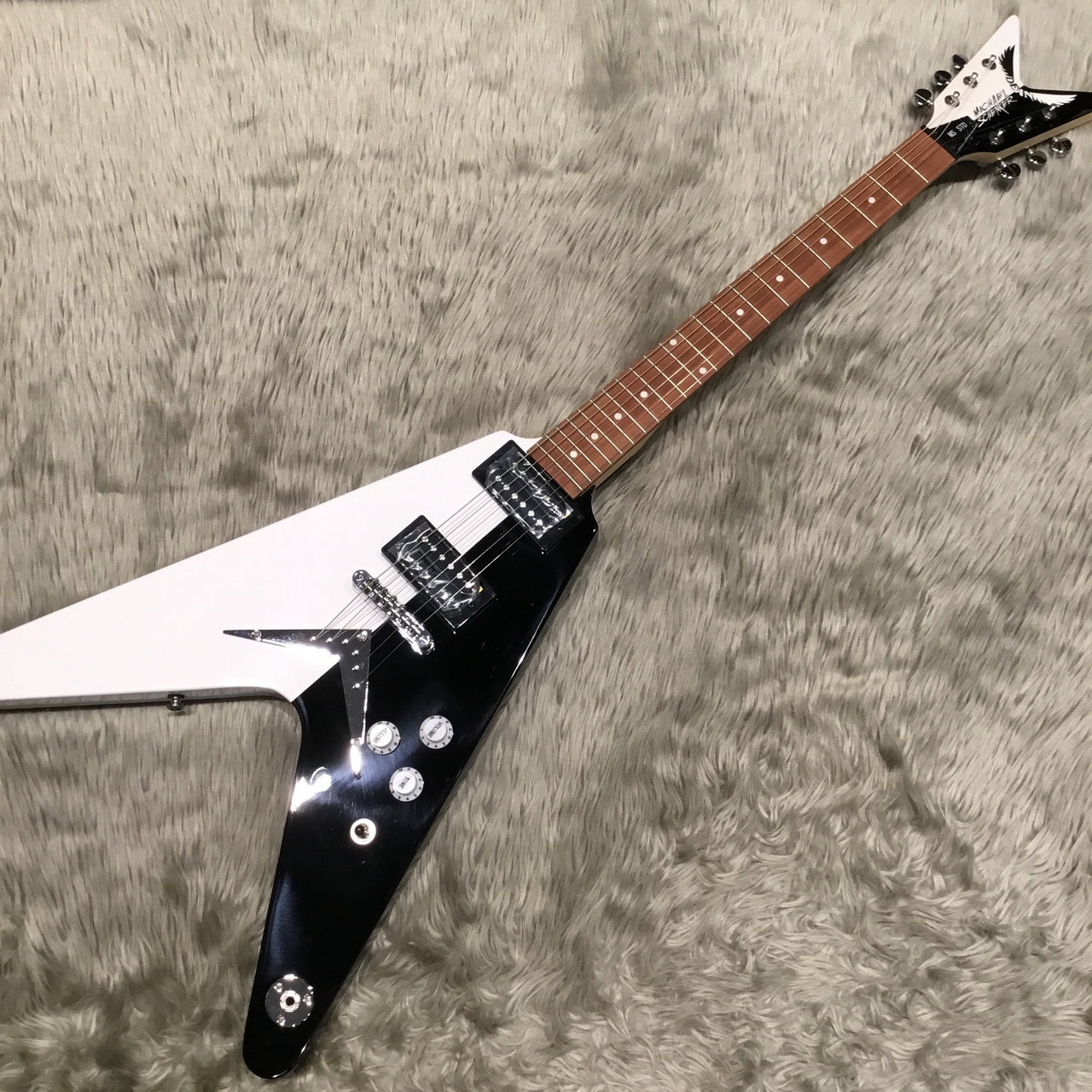 DEAN (ディーン) Michael Schenker Standard【送料無料】（新品/送料