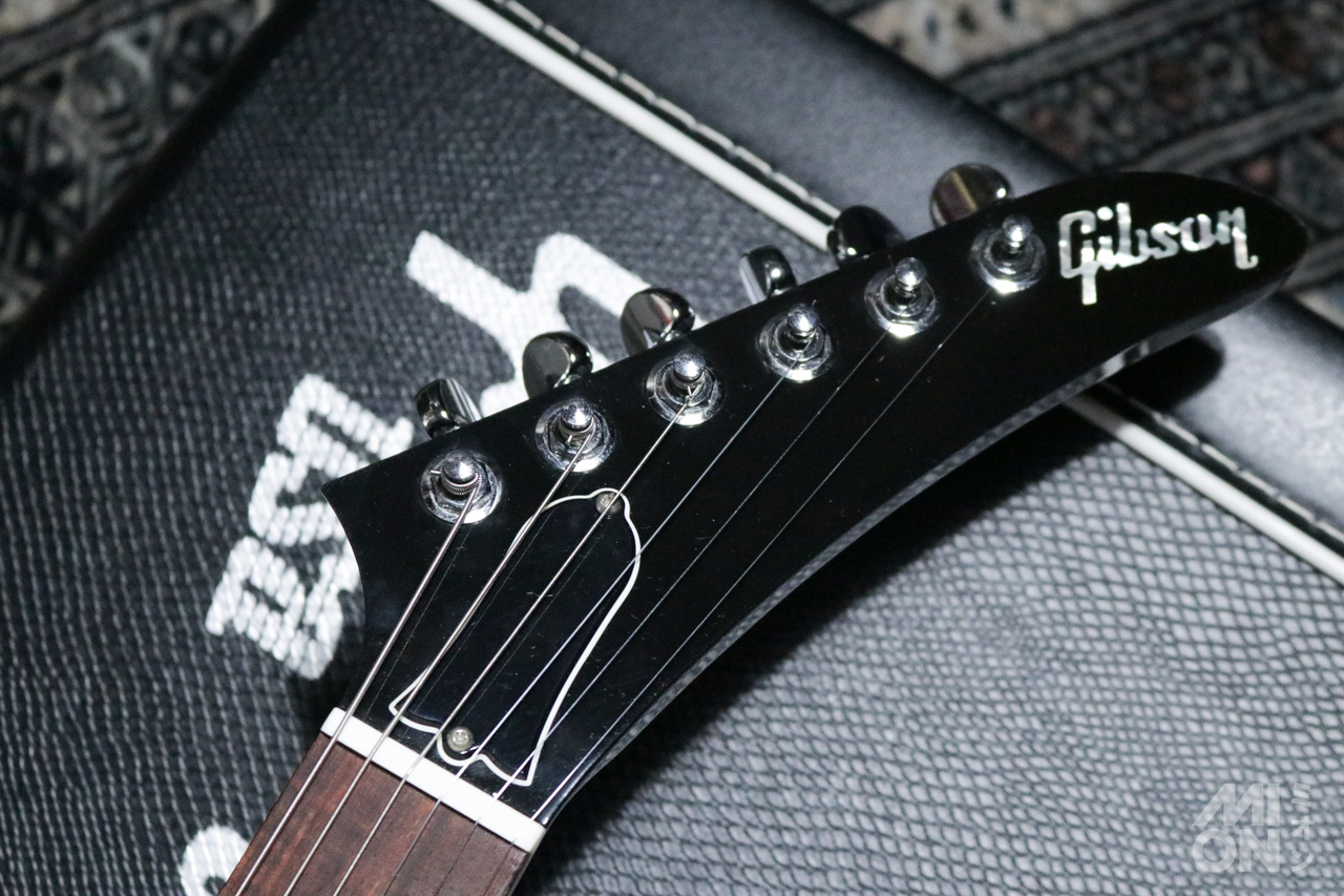 ≪超目玉★12月≫ Gibson '76 Pickups（中古 85 & 81 EMG w/ Ebony 2012 Explorer ギター