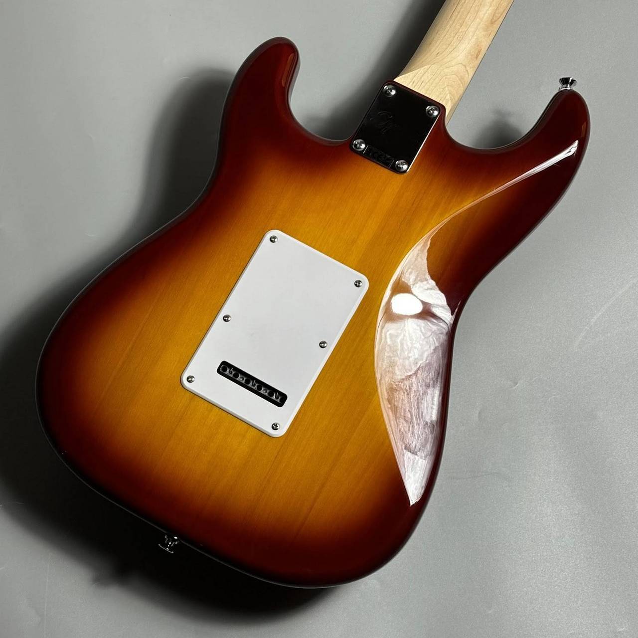 Squier by Fender 【初心者向けエレキギター】 SONIC STRATCASTER