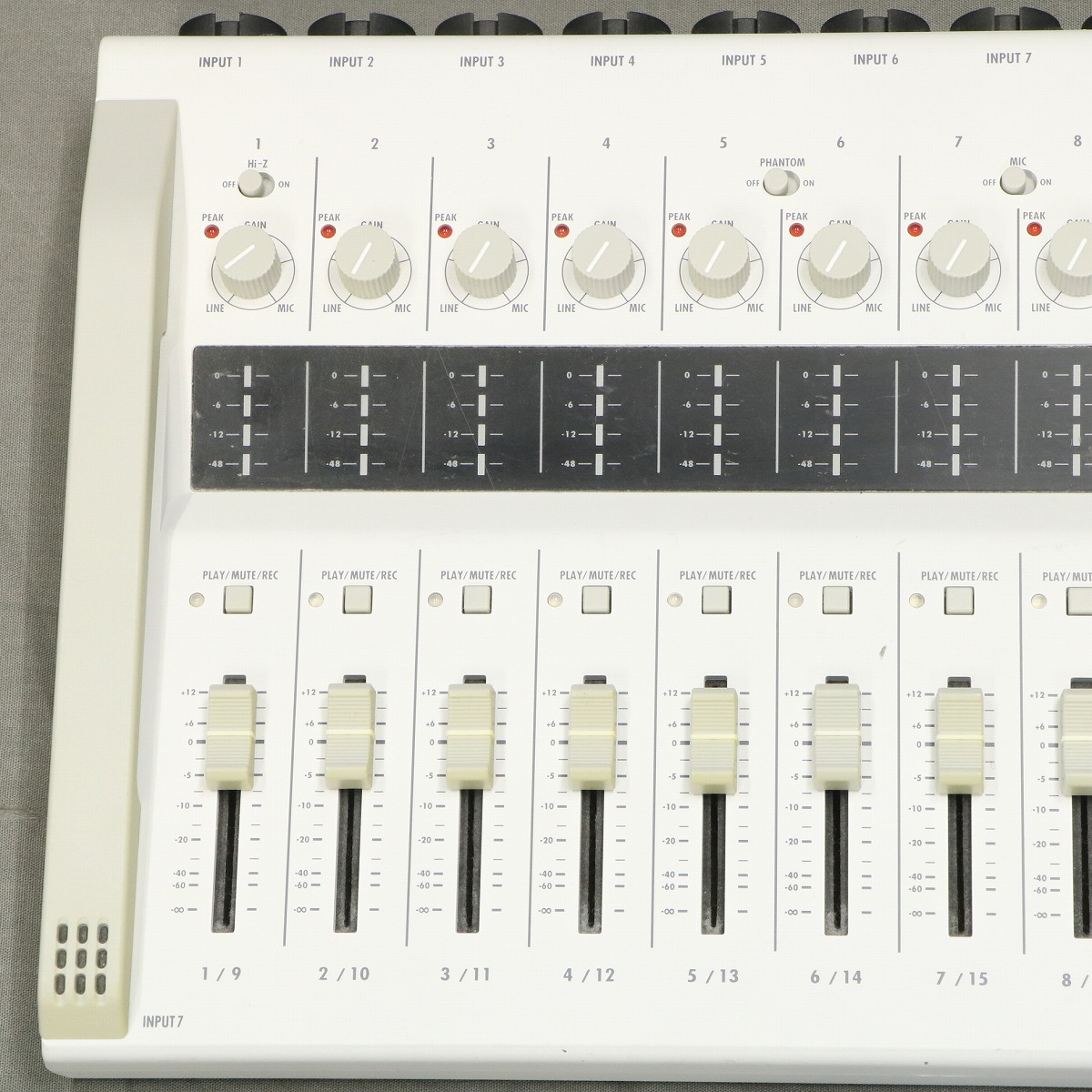 zoom r16 本体のみ R16 Multitrack Recorder | ZOOM