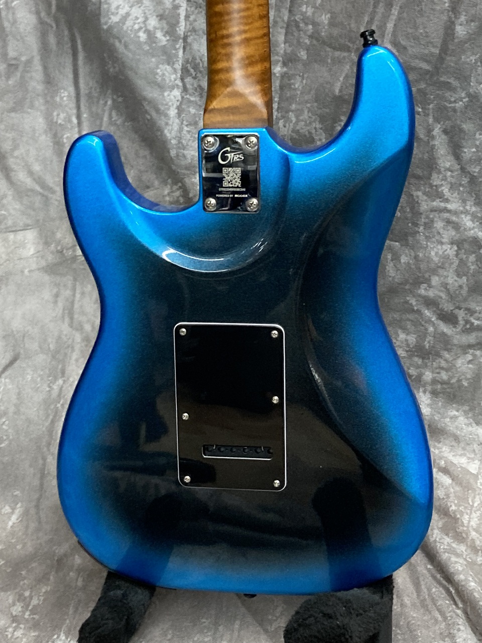 ビギナーのブルーグラス・ベース　教則本　中古品 2130129702.jpg?1703510042