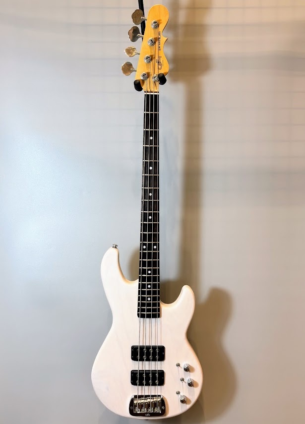 G&L 【中古】 PRM L-2000 エレキベース 日本製 Premium フジゲン 白