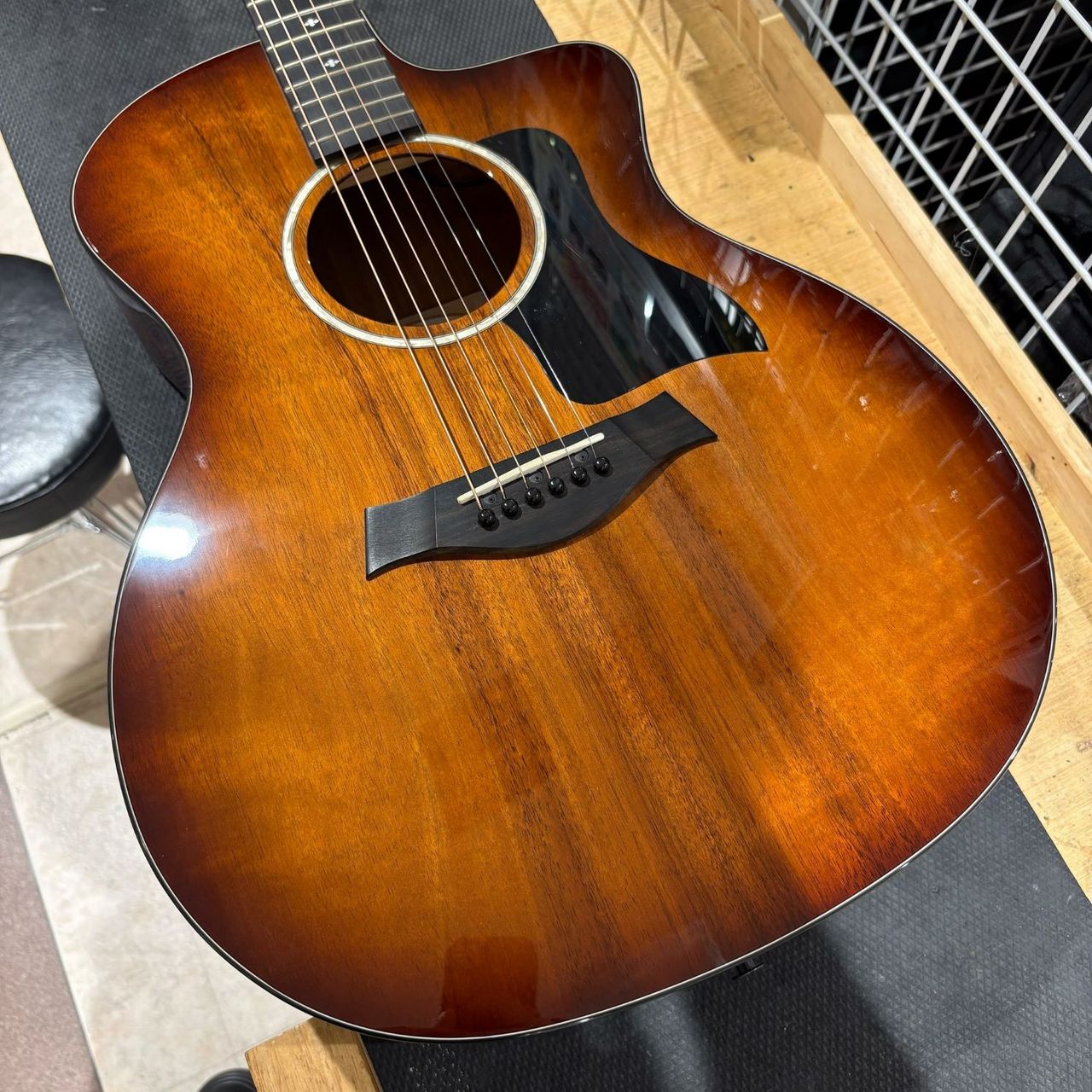 Taylor 224ce-Koa DLX（中古/送料無料）【楽器検索デジマート】