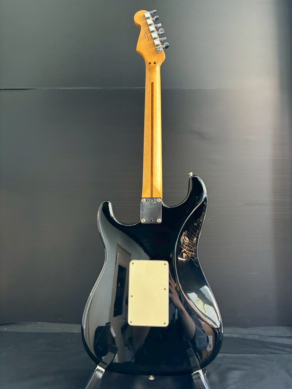 Fender Mexico ストラトキャスター 2010年製〜2011年製 Fender Mexico Standard Stratocaster with locking tremolo