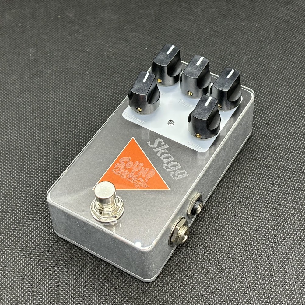 ベース SOUND FROG Skagg 新発売】新感覚ベース歪みペダル【SOUND FROG/ Skagg】 - YouTube