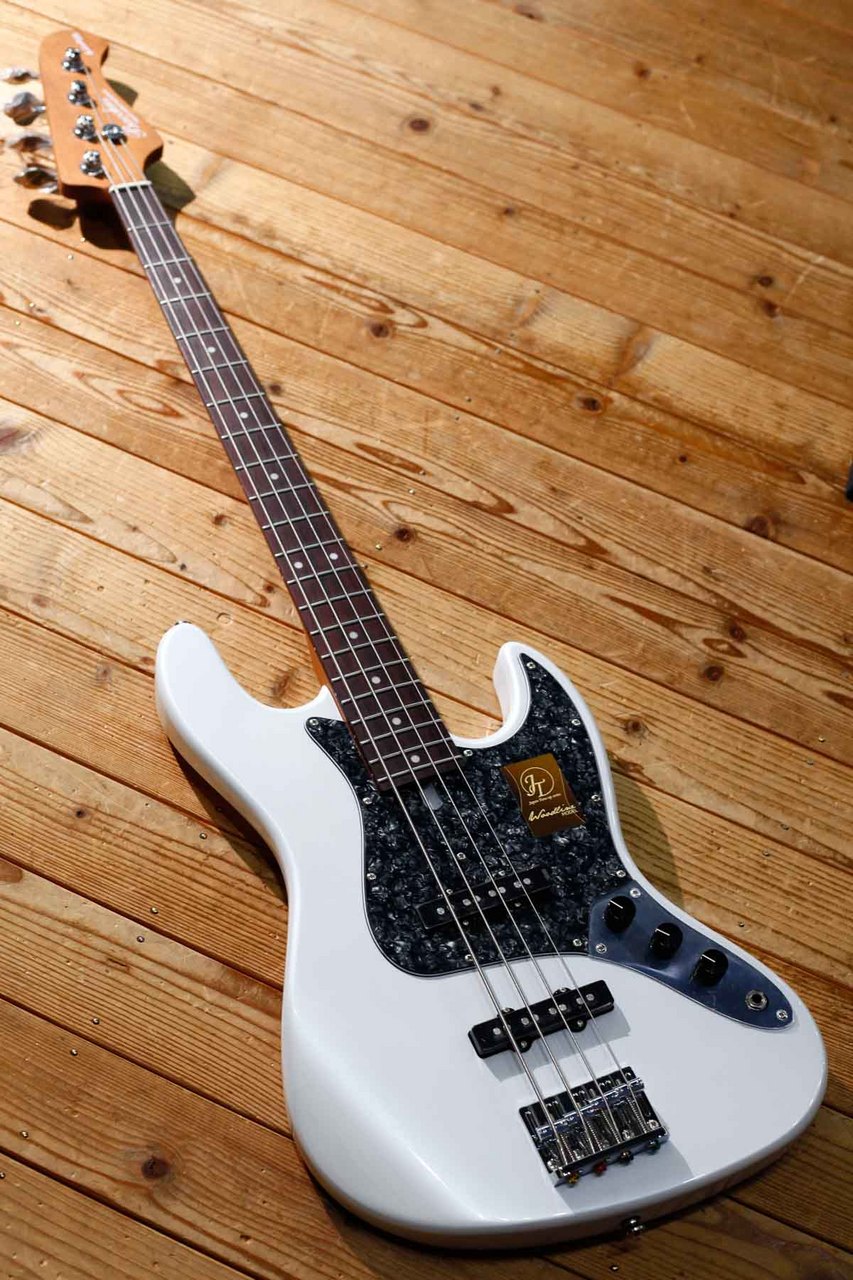 Bacchus JT Series WL604-RSM/R PWH ｜ Pearl White【1/12(日)までの