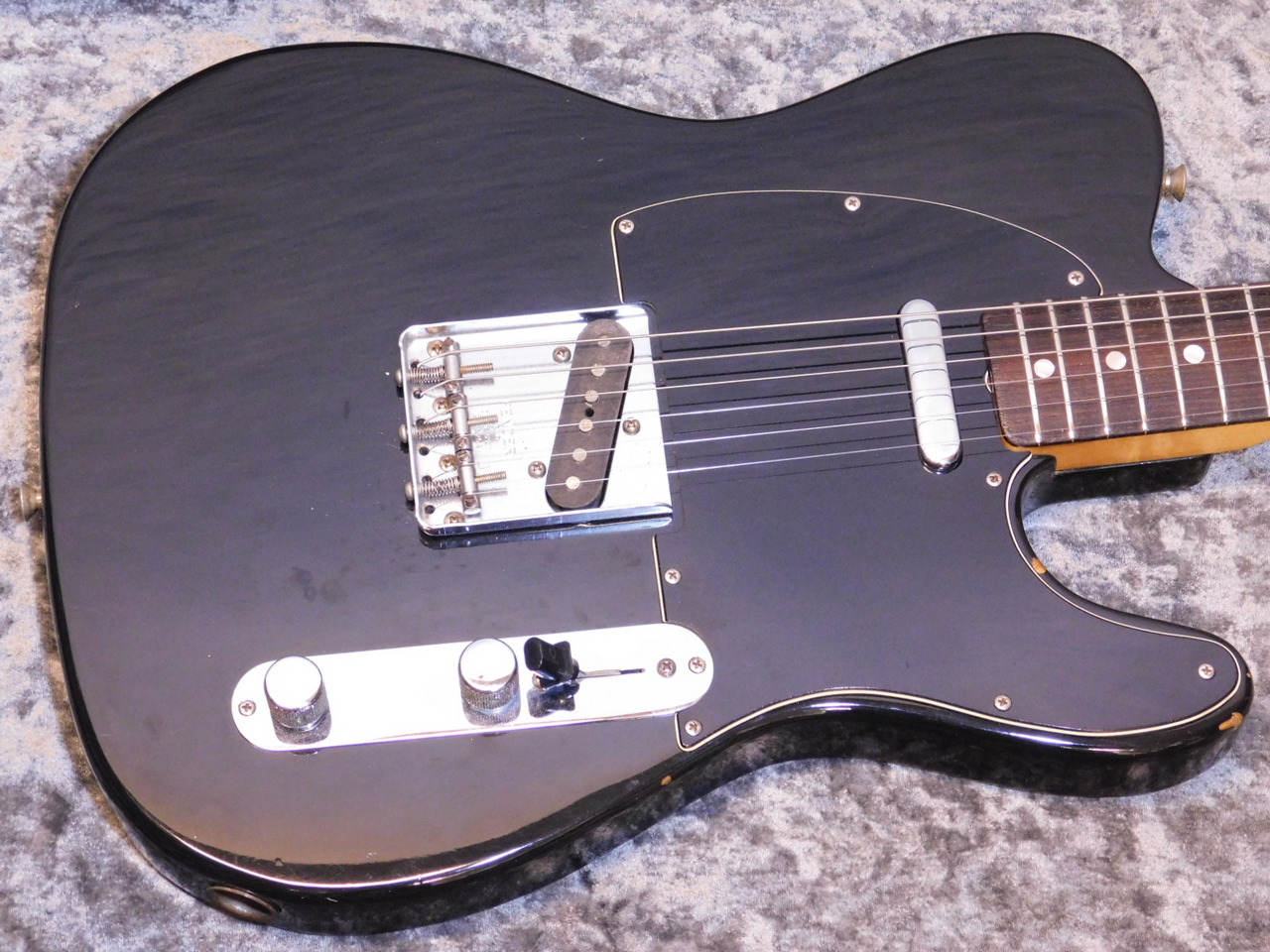 Fender Telecaster '80（ビンテージ）【楽器検索デジマート】