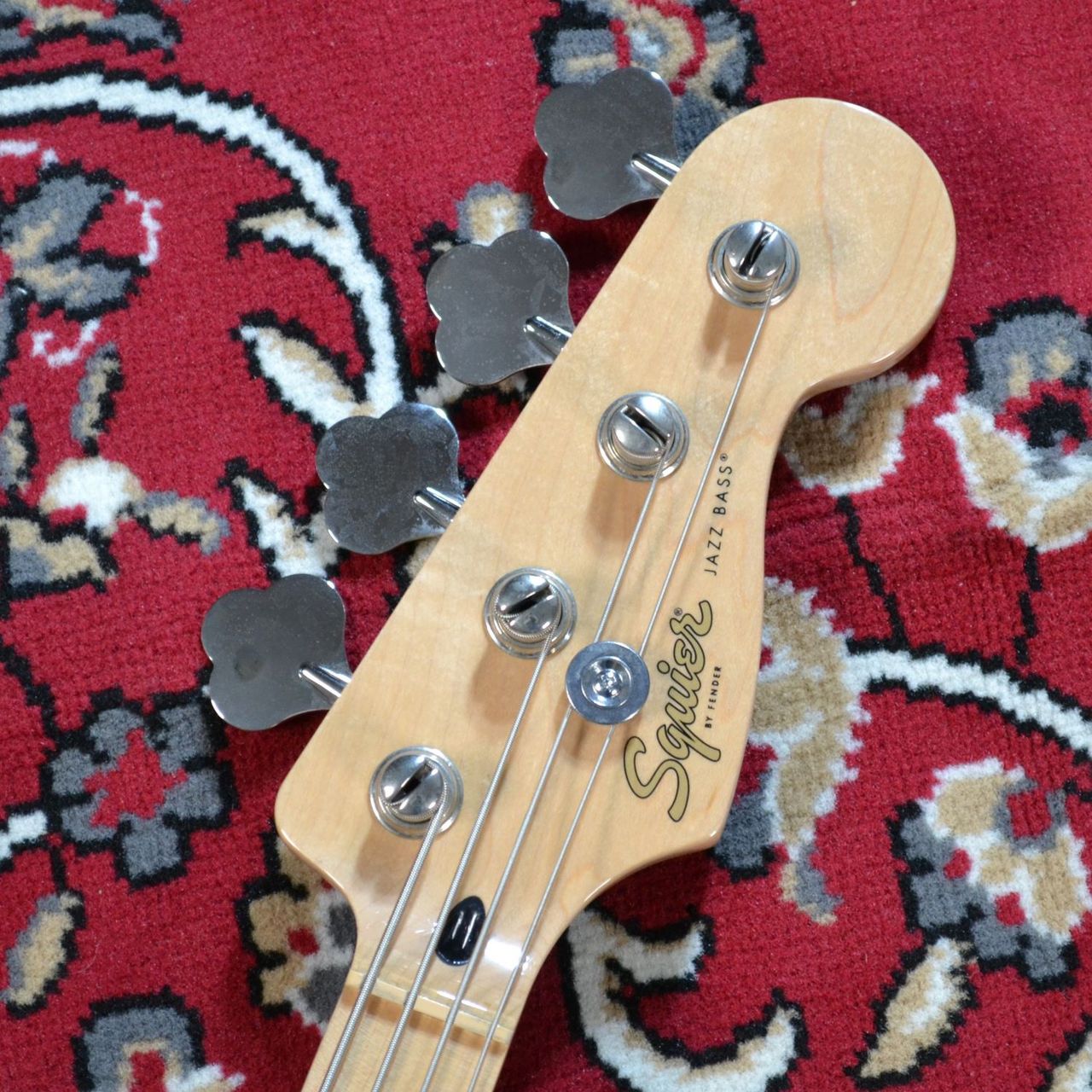 スクワイヤー Paranormal Jazz Bass　 中古美品 Yahoo!オークション - スクワイヤー Paranormal Jazz Bass 中古美品