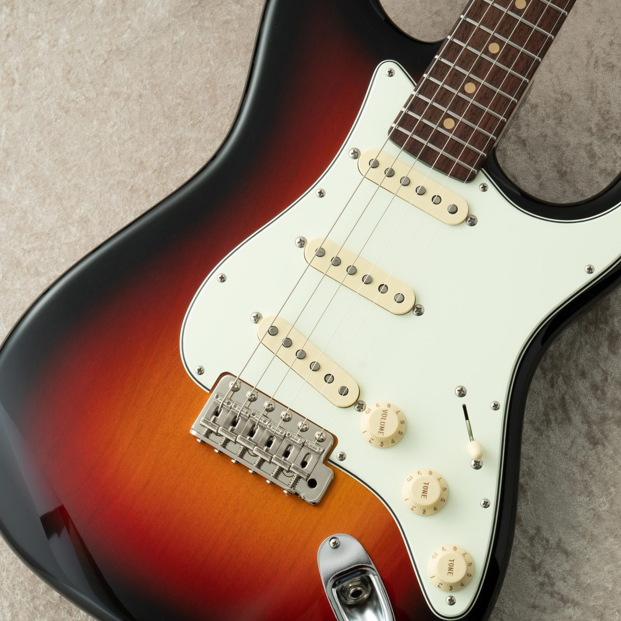 もらって嬉しい出産祝い FREEDOM CUSTOM Alder SSS ST RS Order Custom RESEARCH GUITAR ギター