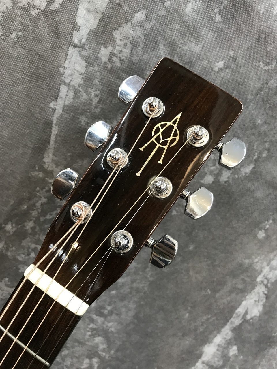 K.Yairi G-1F ワンオーナー K. Yairi G-1F Guitar Review: A High-Quality Japanese