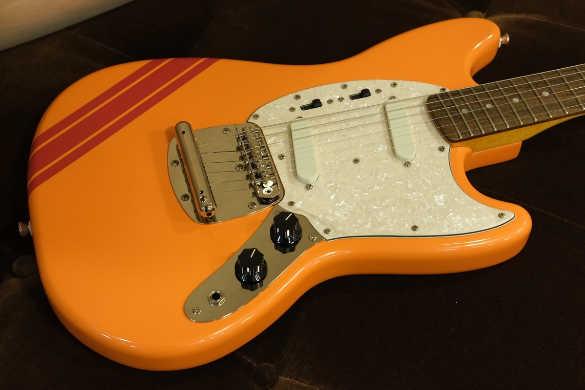Squier by Fender FSR Classic Vibe '60s Competition Mustang